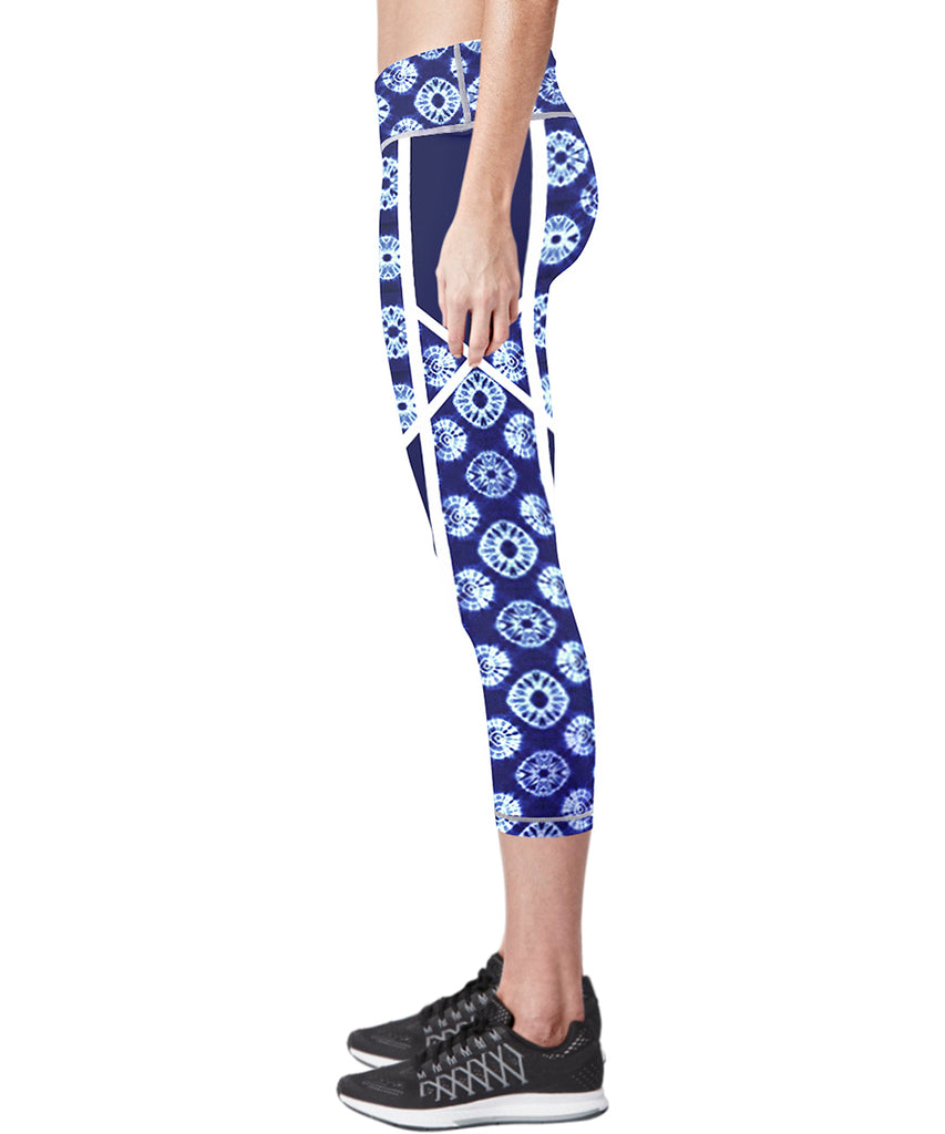 blue flower pattern capri pants